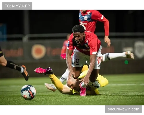 亚特兰大联控球型踢法遭遇困境，客场作战攻防两端下滑